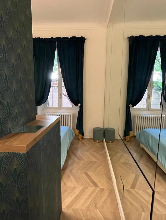 Apartment Isola Suites Milan