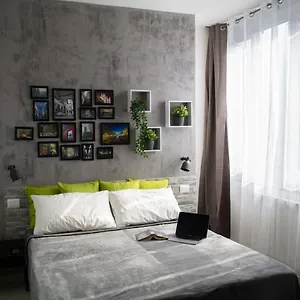 Warrest - Short Rent Hébergement de vacances Milan