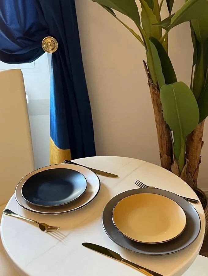 Isola Suites 밀라노 0*,