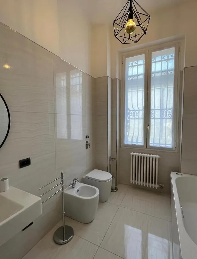 Isola Suites 밀라노 0*,