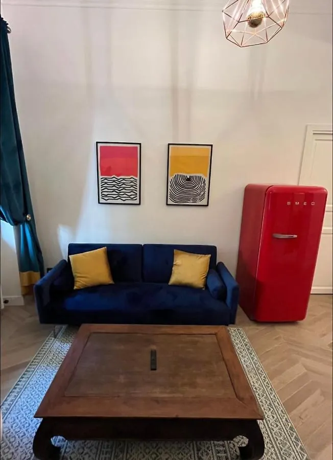 Isola Suites Milan Apartment